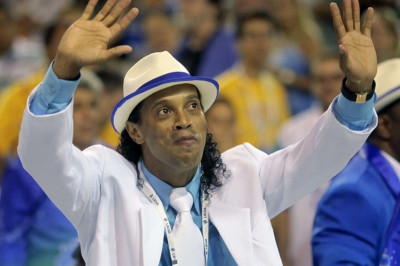 Ο Ροναλντίνιο, οι άλλοι... και ο Φερέιρα