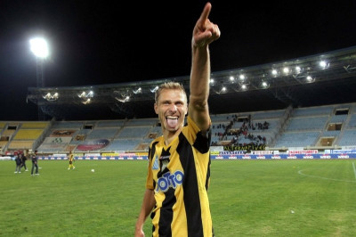 Προσαγωγούς ο Λεάλ, κάρτες ο Χίμπλινγκερ