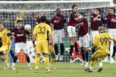 Όταν η Μίλαν υποκλίθηκε σε ΑΕΚ και Σέζαρ...(photos+video)