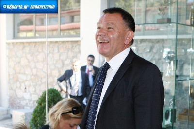 Κούγιας στο Onsports: «Προχωράμε σε λύσεις συμβολαίων»