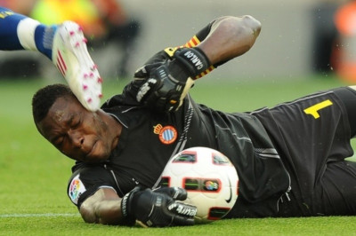 «Ζεστός» για Ολυμπιακό ο Καμενί