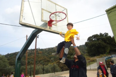 Κοντά στα παιδιά ο ΑΓΟΡ