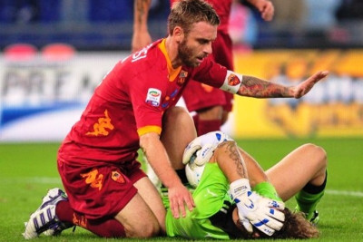 Ντε Ρόσι: «Το μέλλον μου στη Ρόμα»