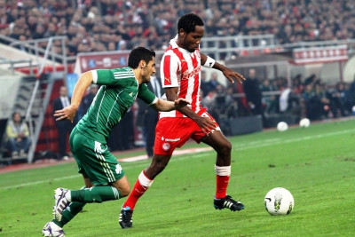 Μακούν: «Να μείνω στον Ολυμπιακό για πολλά χρόνια»