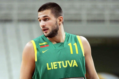 Δεν θέλει Κλέιζα ο Ρομάνοφ