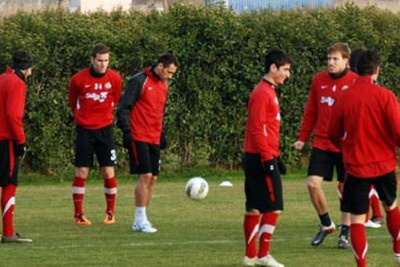 Αμφίβολος ο Πόι, μπήκε ο Ντίκα