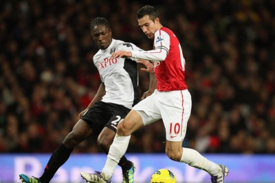 «Χρυσάφι» στα πόδια του Φαν Πέρσι!