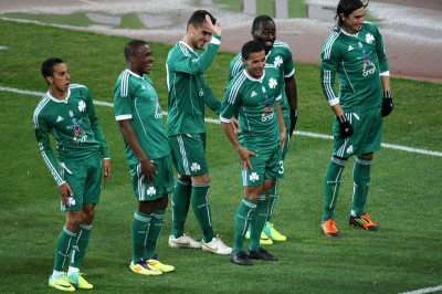 Τσάκα... τσούκα προς τον τίτλο!