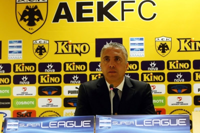 Οι συνεντεύξεις των Κωστένογλου, Γιάκομπς