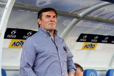 Δεν θέλει άγχος στο ματς με Ολυμπιακό ο Τεννές