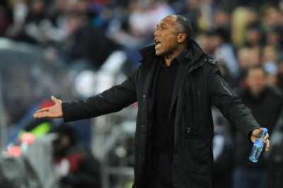 Δεν τα παρατάει ο Κομπουαρέ