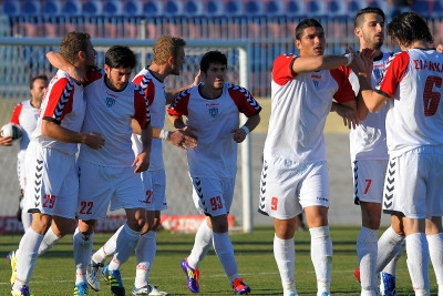 Να σπάσει το ρόδι θέλει ο Φωκικός