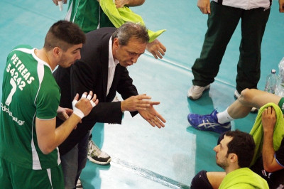 Στην έξοδο ο Μπουτσουρής