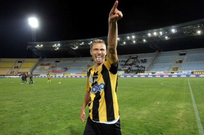 Χίμπλινγκερ: «Να σκοράρουμε για τη νίκη»