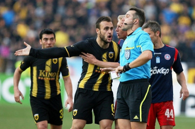 ΠΑΕ ΑΕΚ: «Κύριε Βασσάρα, παραιτηθείτε»