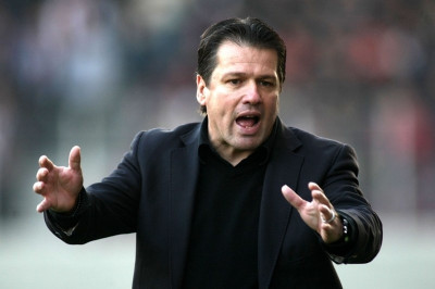 Σούλης: «Απαράδεκτος διαιτητής»