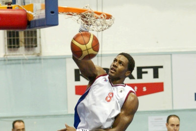 Στίβεσον: «Με βοήθησαν οι συμπαίκτες μου»