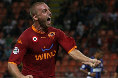 «Ίσως φύγει ο Ντε Ρόσι»