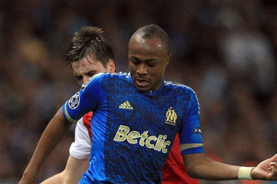 Χαρούμενος ο Αγιού για τον… αδερφό του!