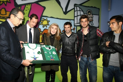 Επίσκεψη αγάπης από τους «πράσινους» στην «Ελπίδα» (photos+videos)