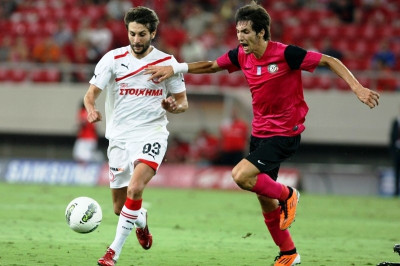 Ατομικό οι Βασιλακάκης, Καζάκης