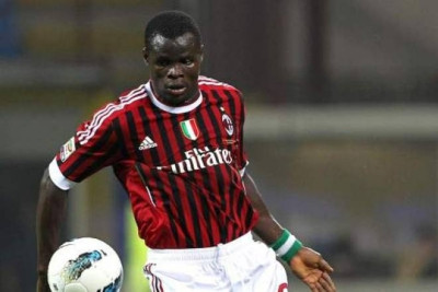 Ενδιαφέρον για Ταϊβό από Νιούκαστλ