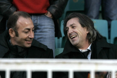 Παραιτήθηκε ο Κασδοβασίλης από τη Δόξα!