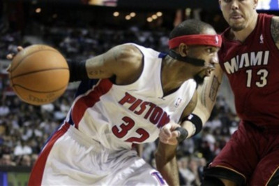 Τέλος ο Χάμιλτον από τους Πίστονς