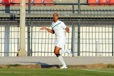 Στην έξοδο Τάσιο, Τζούνιορ από την Επανομή