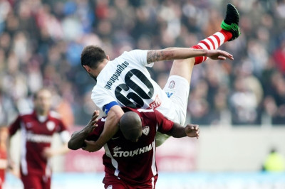 Ευχάριστα για Μπόα Μόρτε, «Νέμπε» στην ΑΕΛ