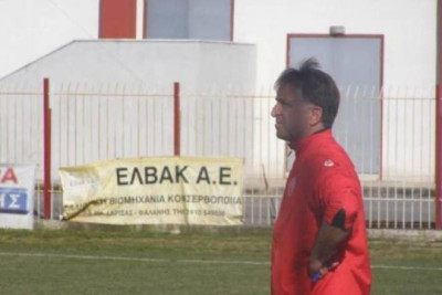 Μέσα ο Παπαστεργίου