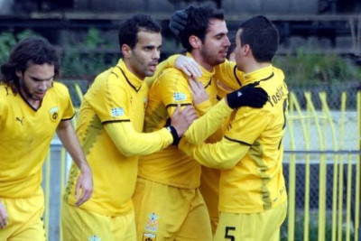 Φωστήρας-Άγιαξ Ταύρου 0-0