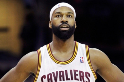 Στους Νικς ο Μπαρόν Ντέιβις!