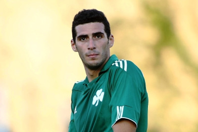 «Κρυφοκοιτάζουν» Πετρόπουλο στην ΑΕΚ