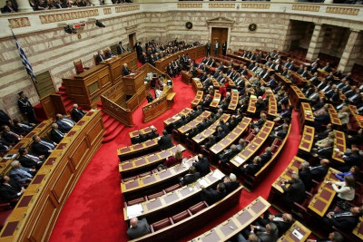 Συγχωνεύσεις μόνο εντός περιφέρειας