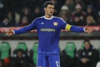 Δίδυμο Ανελκά... Μπάλακ στην Κίνα