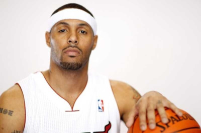 Τέλος ο Χάουζ από τους Χιτ