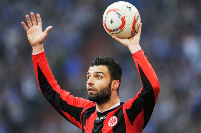 Τζαβέλλας: «Τελευταία επιλογή η επιστροφή στην Ελλάδα»