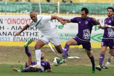 Μόνο αποχωρήσεις στα Ψαχνά…