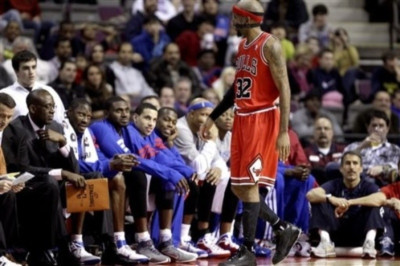 Ξεφεύγουν Μπουλς και Χιτ