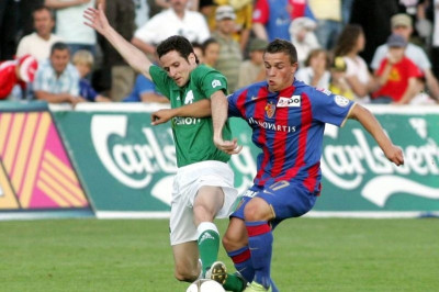 «Κοιτάζουν» Μελίσση στην ΑΕΚ