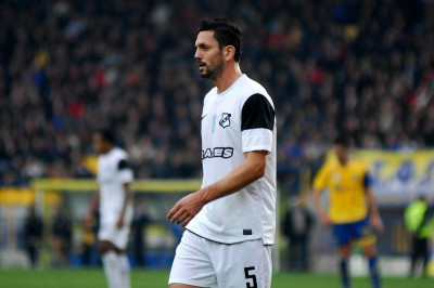 «Βαρύ» διάστρεμμα οι Μπουλούτ, Σίσιτς