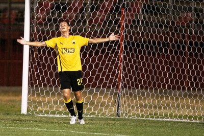 «Πρέπει να φύγει ο Μπερνς»