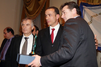 Τσινιάρης: «Λαμόγια είναι κάποιοι παρατρεχάμενοι...»