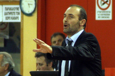 Καλαφατάκης: «Πολύ μόνος ο Χαντ»