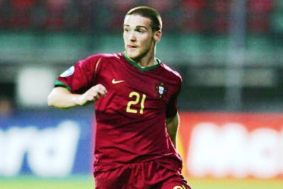 Στον «αέρα» ο Αντούνιες για Πανιώνιο