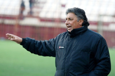 Μαγκαφίνης: «Να μην πάρουν τα μυαλά μας αέρα»