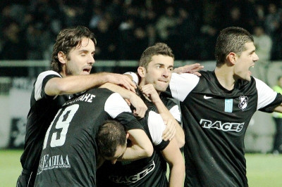 Επαφές με επιχειρηματίες και σκέψη για τηλεμαραθώνιο
