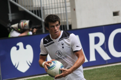 Μπέιλ: «Καλύτερα αουτσάιντερ»