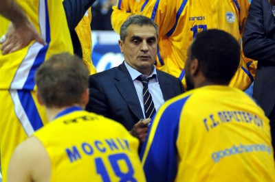 Πάει για δύο παίκτες το Περιστέρι